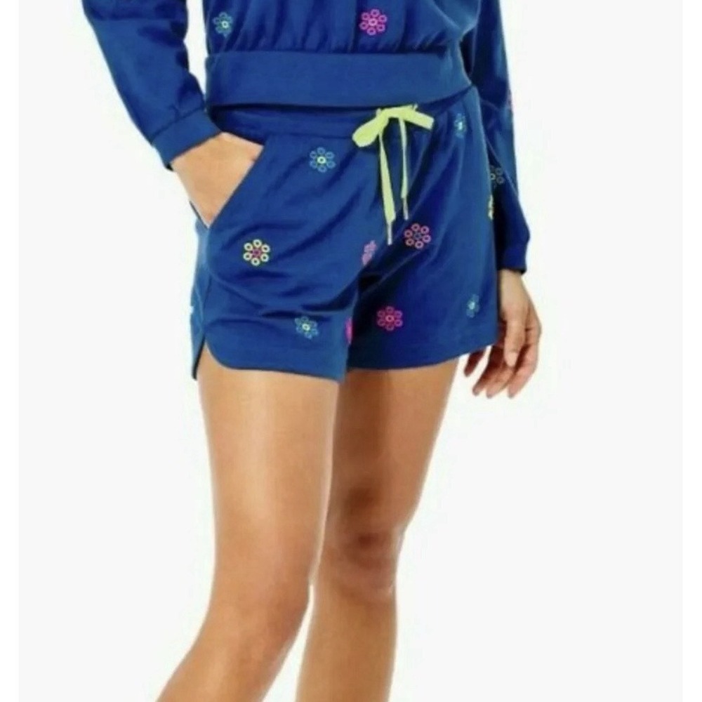 Lilly Pulitzer Size XL Kylar Knit Shorts Oyster Bay Navy Ditsy Daisy Embroidery